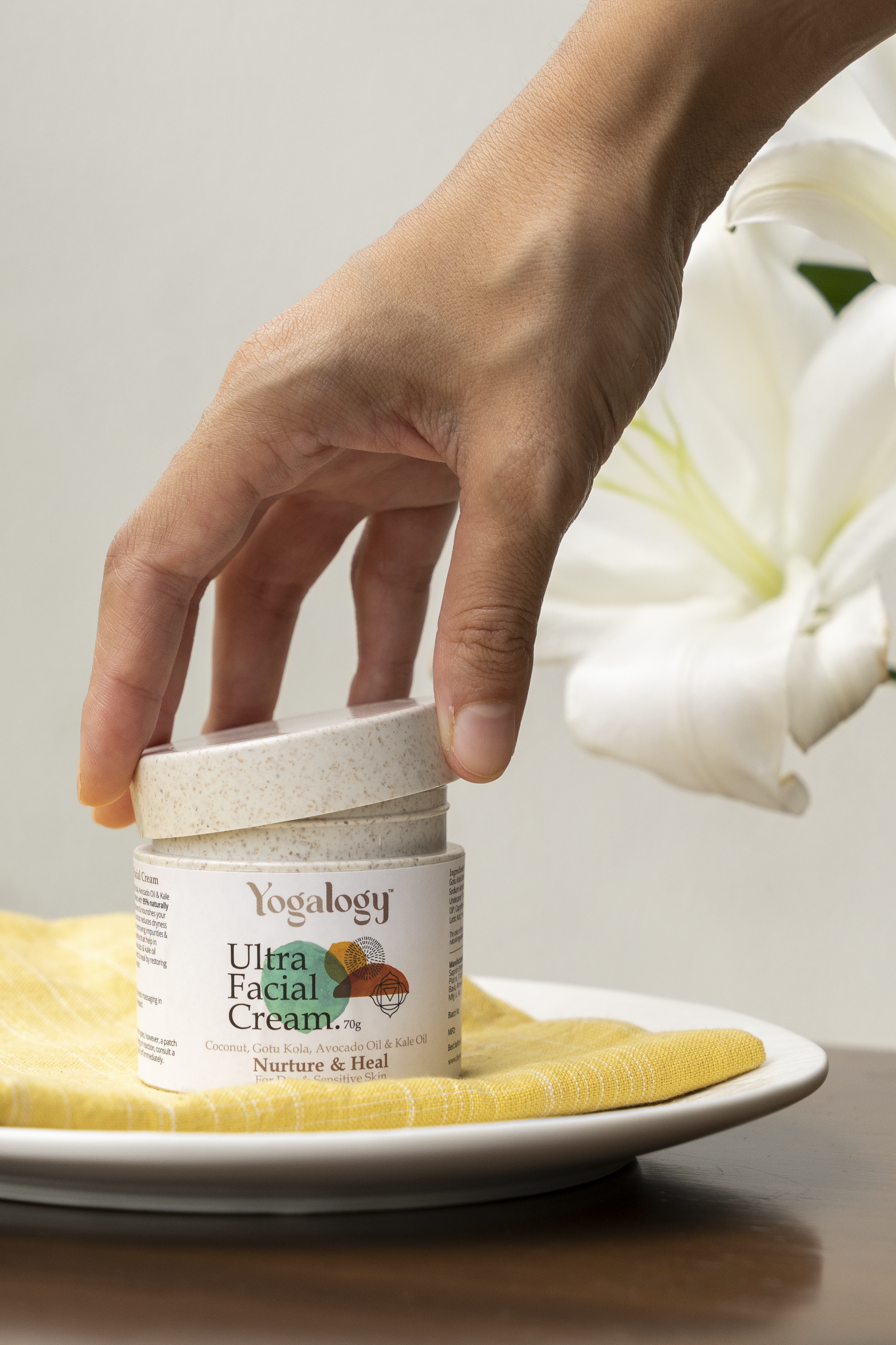 Yogaogy Nurture and Heal Ultra facial cream with Coconut, Gotu Kola, Avocado oil and Kale oil